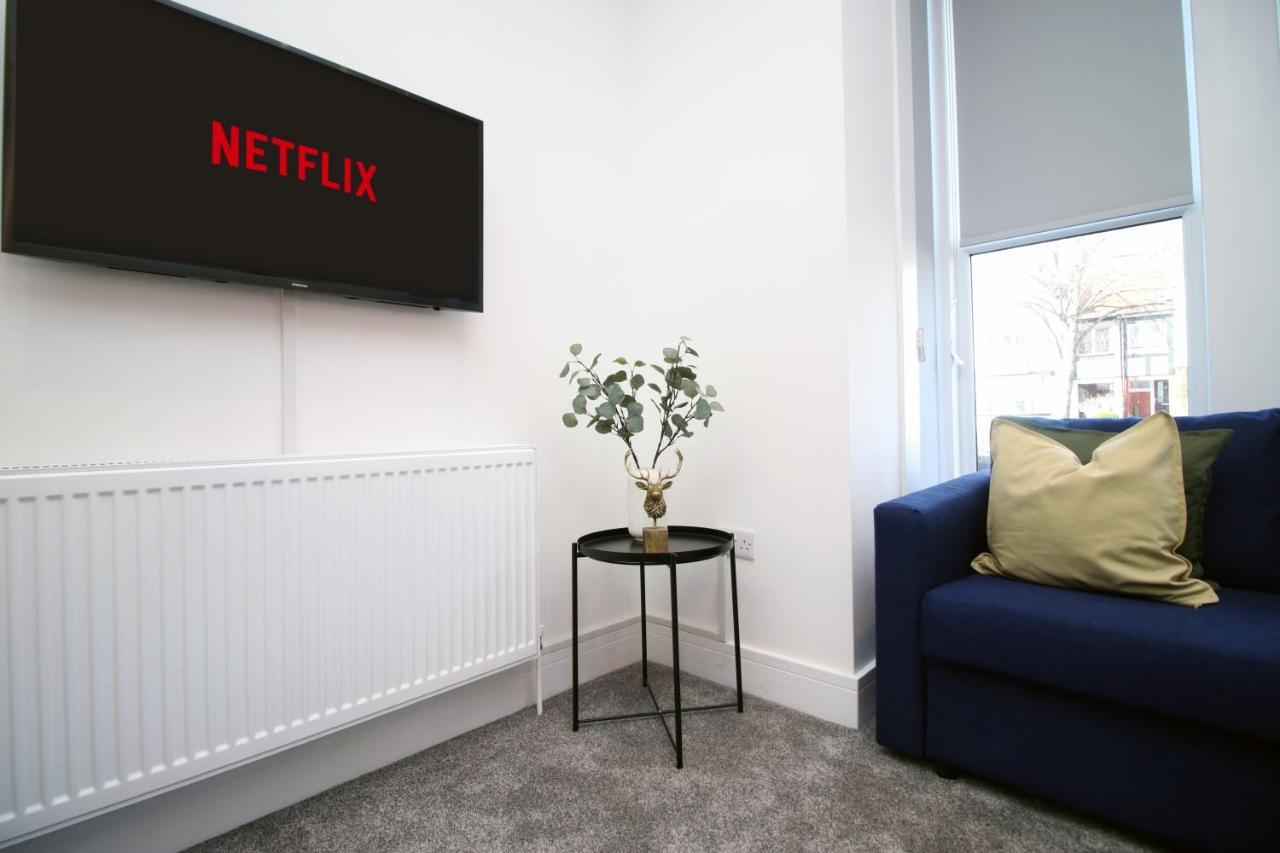 No 49 City Apartments, Perfect For Business And Leisure Stays, 10 Min Drive Into City Centre, Easy Access To Local Transport, 1Br And 2Br Available, Free Parking Cardiff Luaran gambar